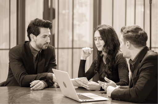 Managers collaborating in a working session